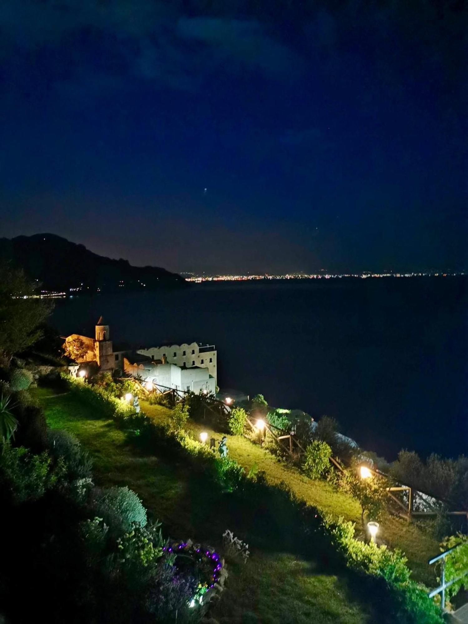 B&B Il Pavone Conca dei Marini Exterior photo